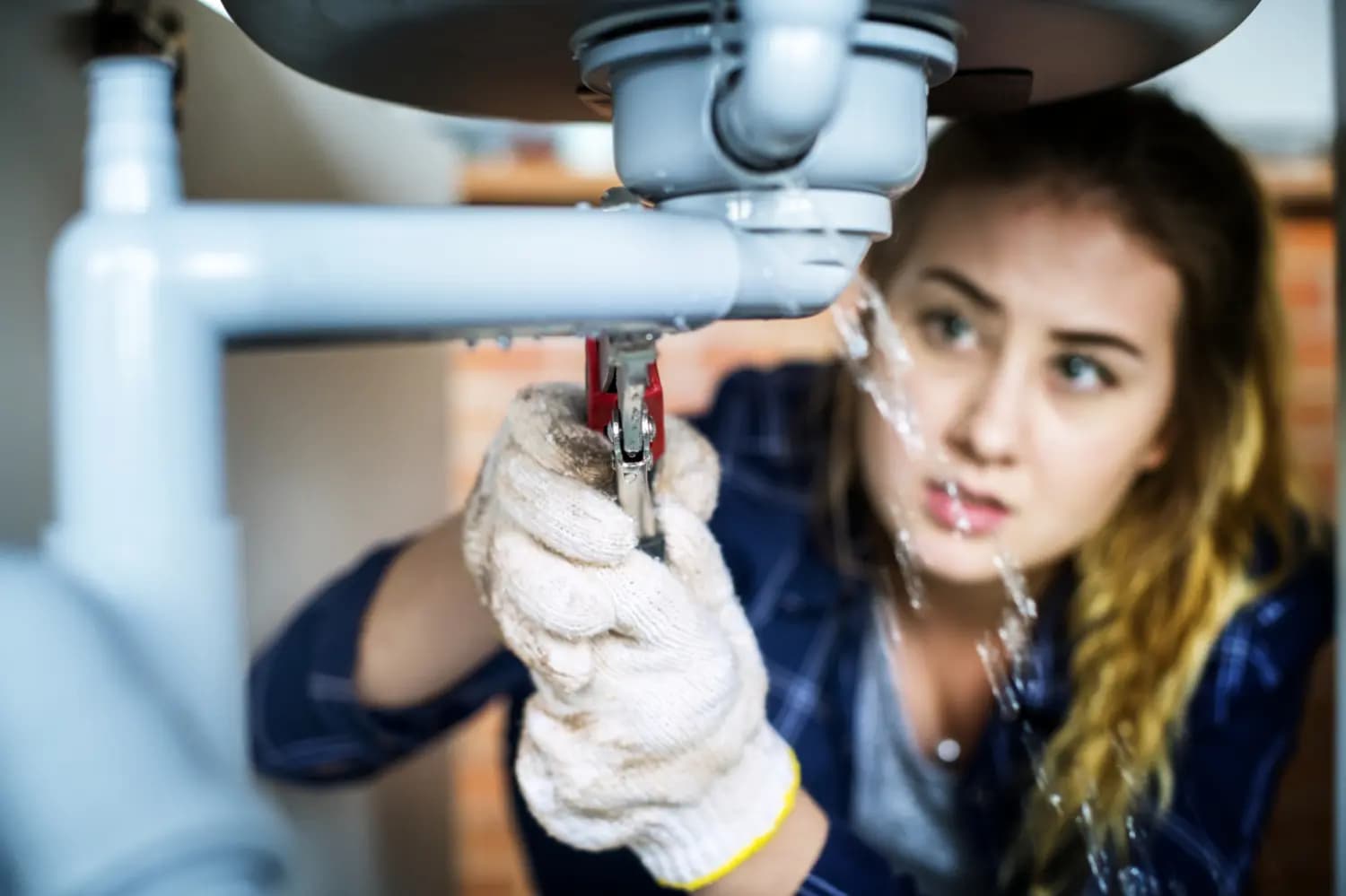 Lekkagedetectie en reparatie in uitvoering